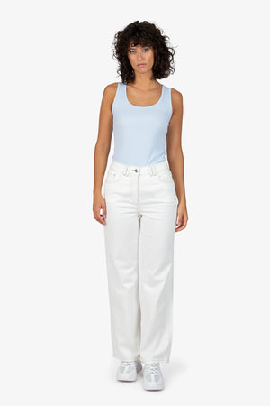 Jeans mit weitem Bein 02