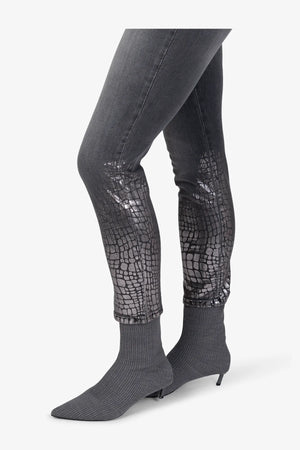 Jeans mit Kroko-Metallic-Transfer 07