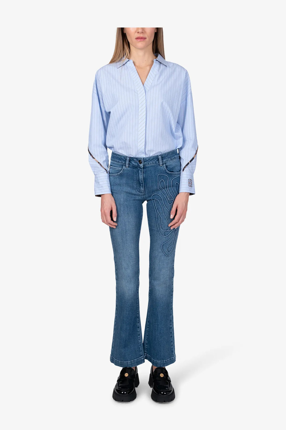 Boot-Cut-Jeans mit Stickerei 03