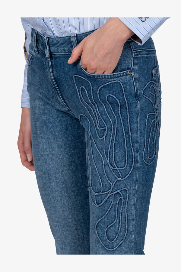 Boot-Cut-Jeans mit Stickerei 06