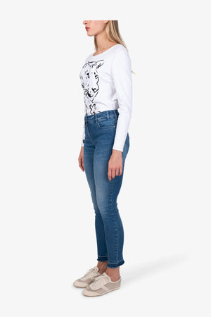 Schmale Jeans mit Fransensaum 04