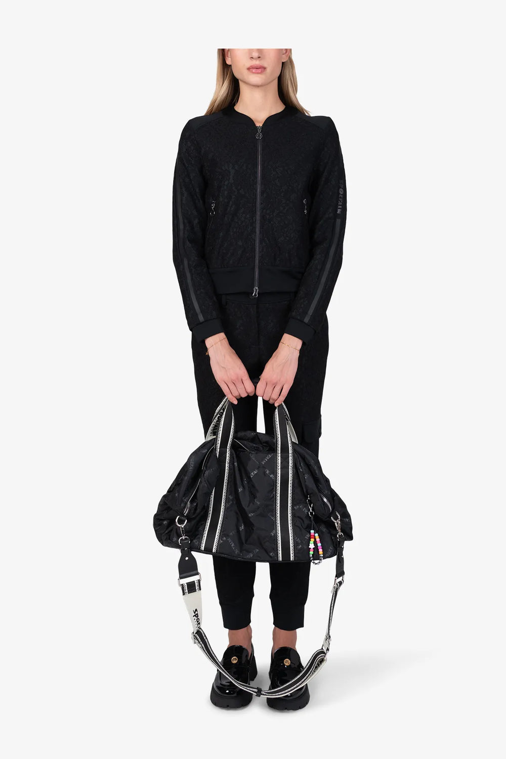 Reisetasche mit Sportalm-Print 03