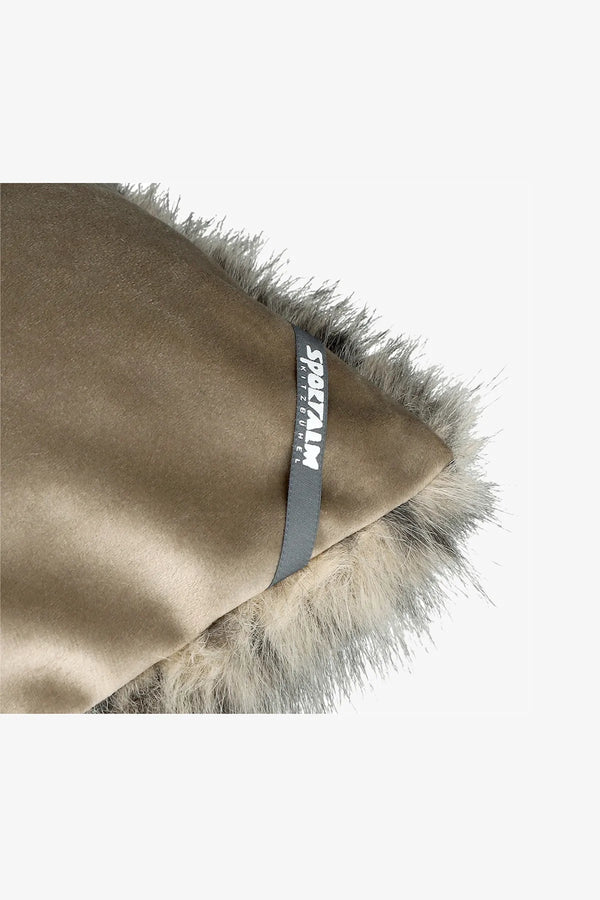 Kuscheliges Kissen im Leo-Look 04